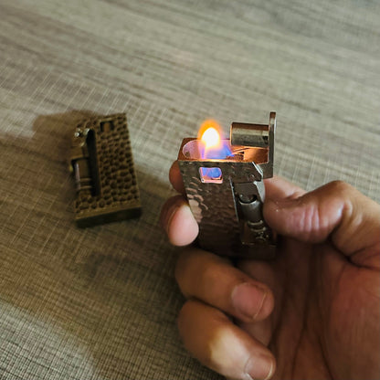 Classic Retro Old-fashioned Scimitar Lighter