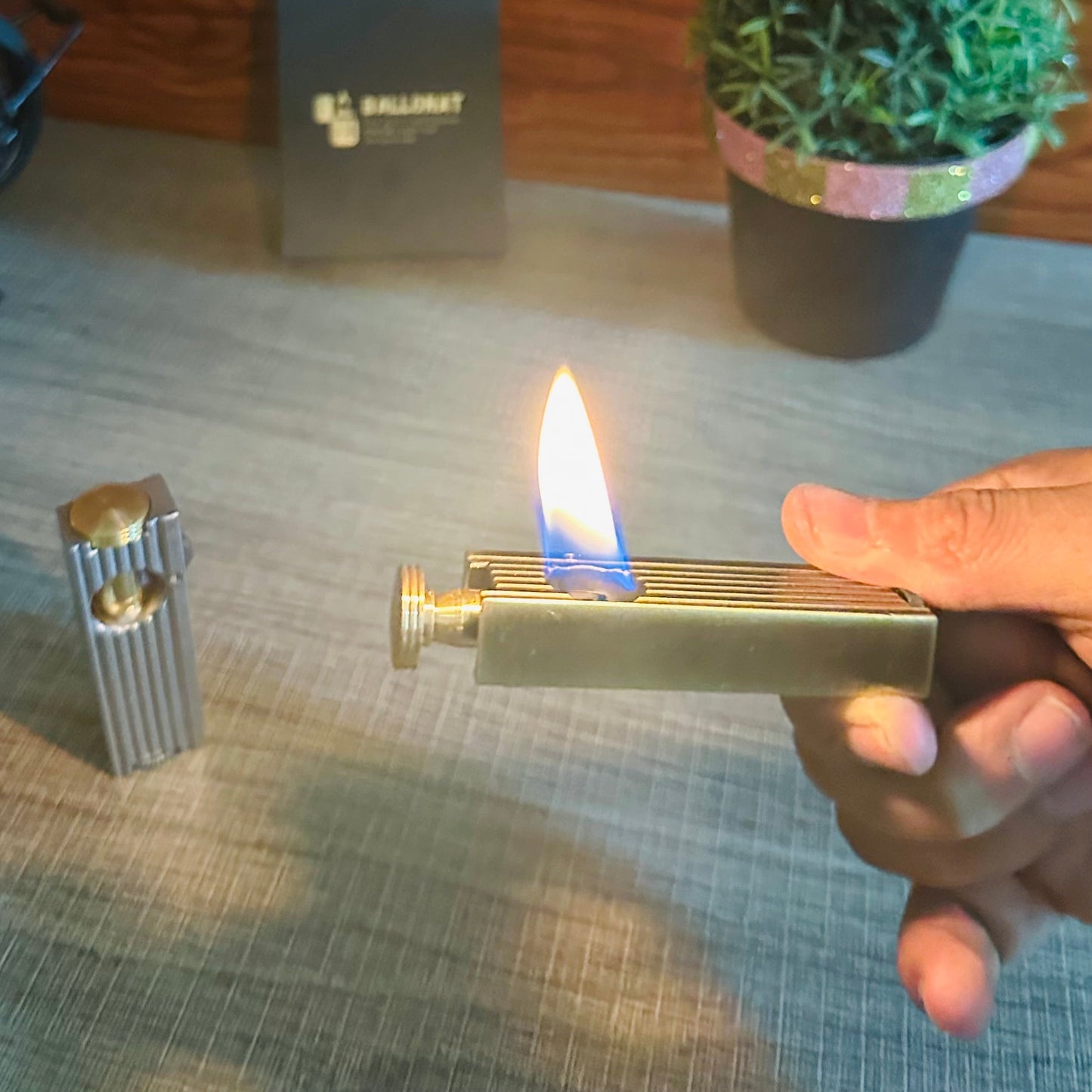 High-quality, Windproof, Retractable Kerosene Lighter